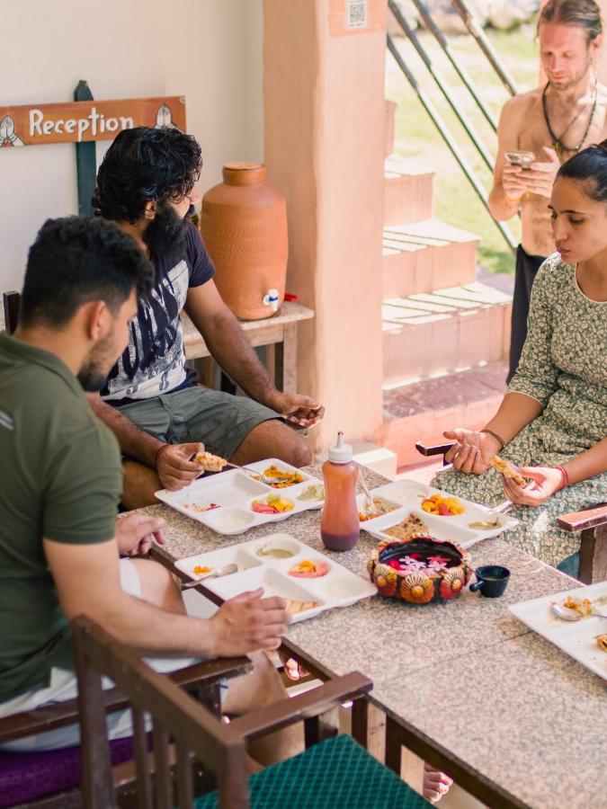 Shiv Shakti Yogpeeth Cottages Rishikesh Exterior photo