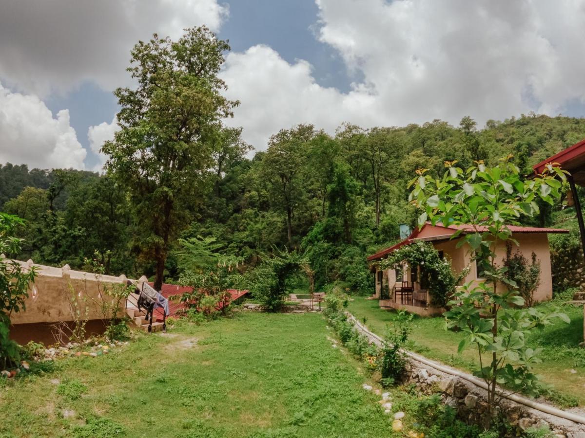 Shiv Shakti Yogpeeth Cottages Rishikesh Exterior photo