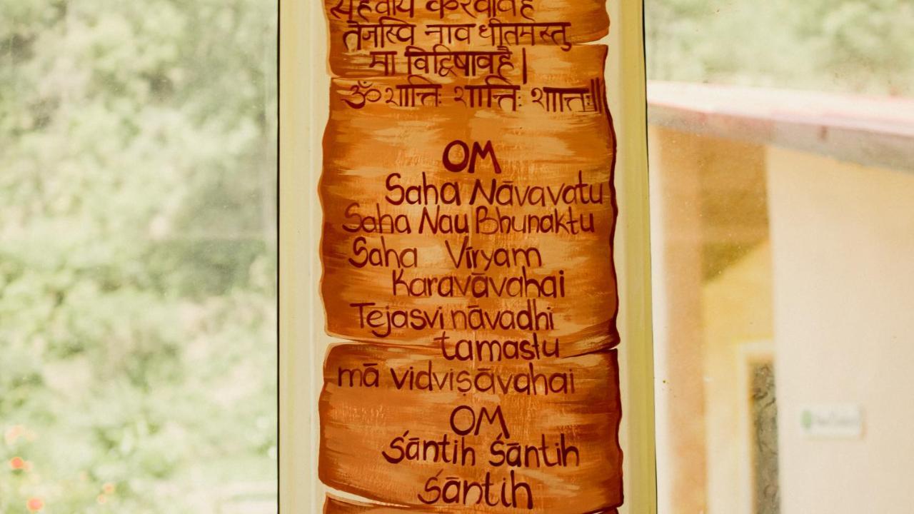 Shiv Shakti Yogpeeth Cottages Rishikesh Exterior photo