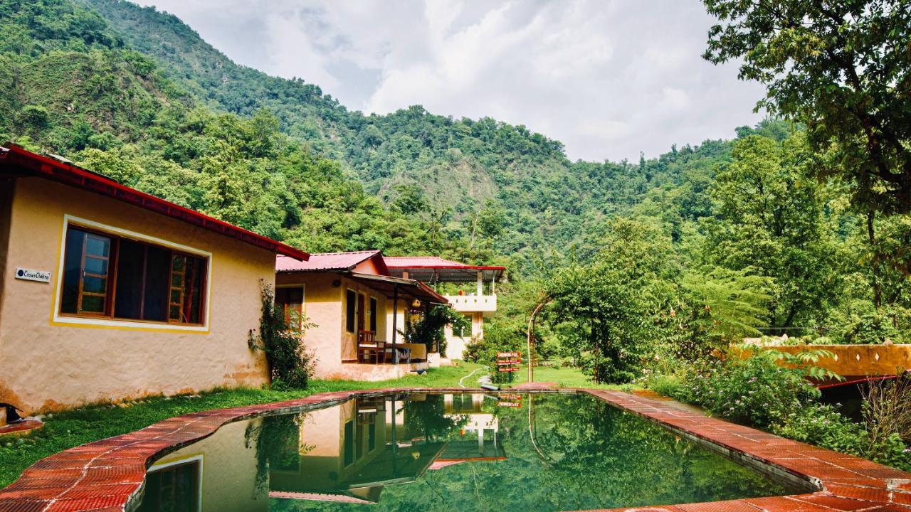 Shiv Shakti Yogpeeth Cottages Rishikesh Exterior photo