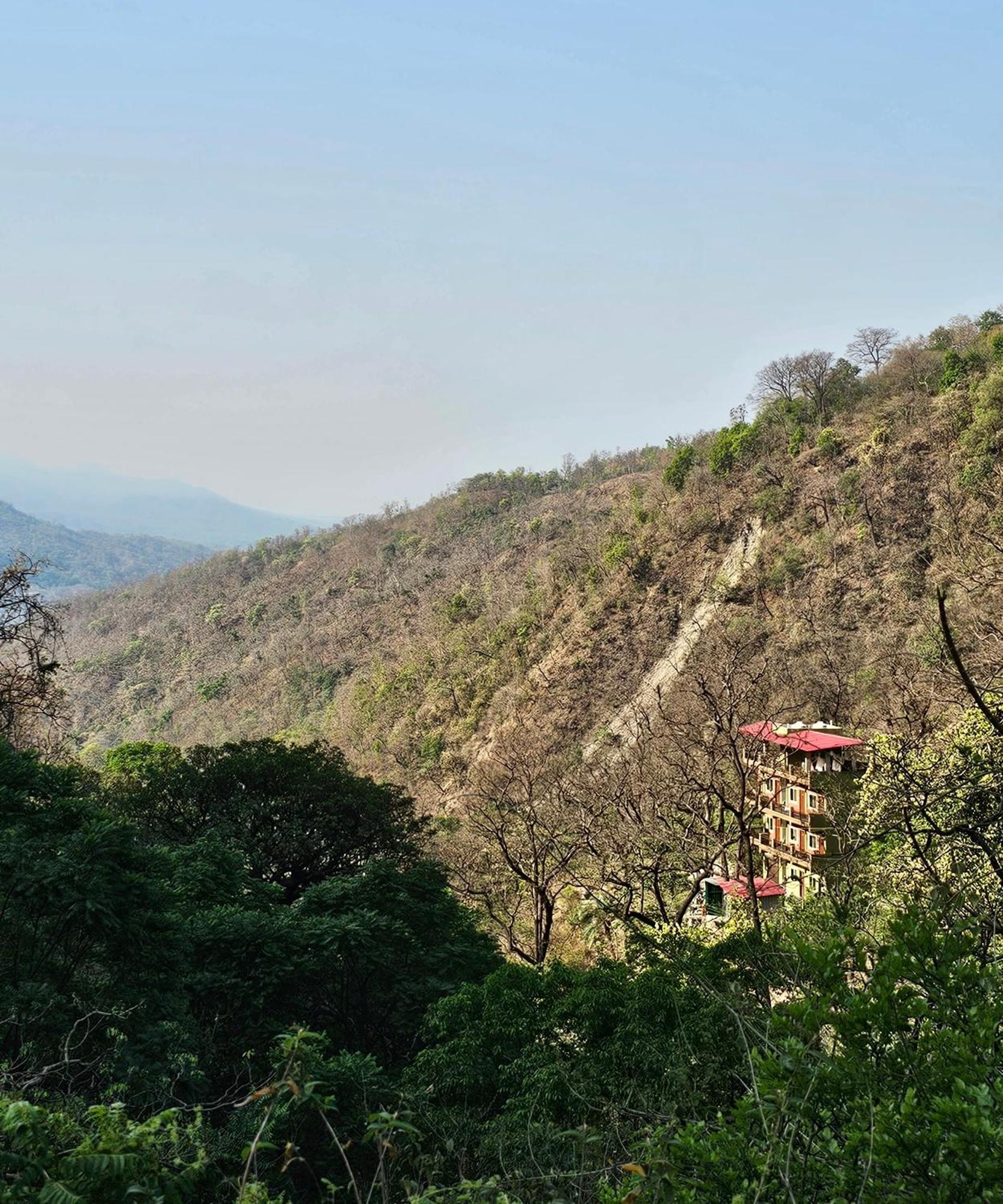 Shiv Shakti Yogpeeth Cottages Rishikesh Exterior photo